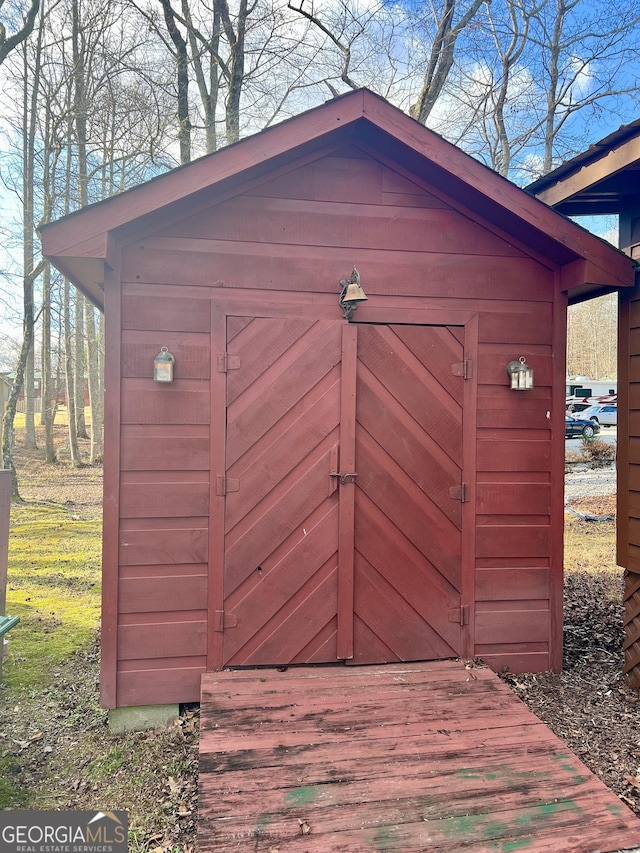 view of outbuilding