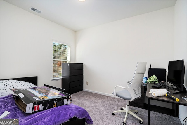 bedroom featuring carpet flooring