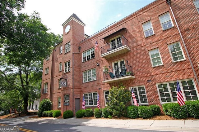 view of building exterior