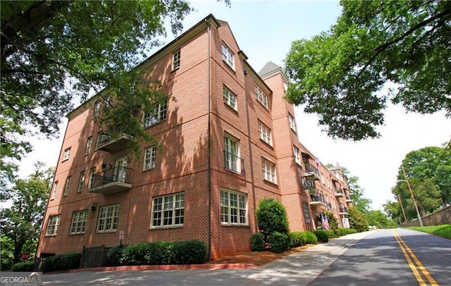 view of building exterior