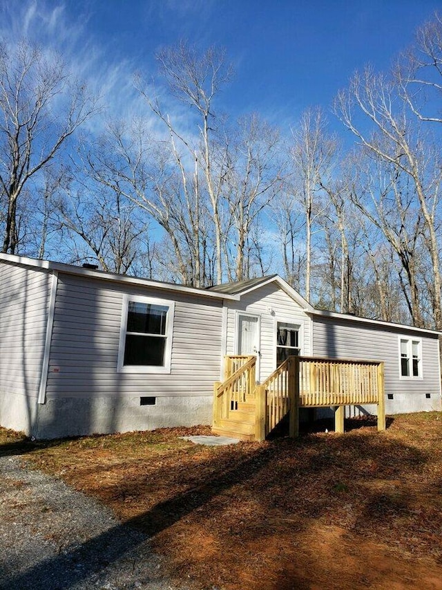 view of front of home featuring a deck