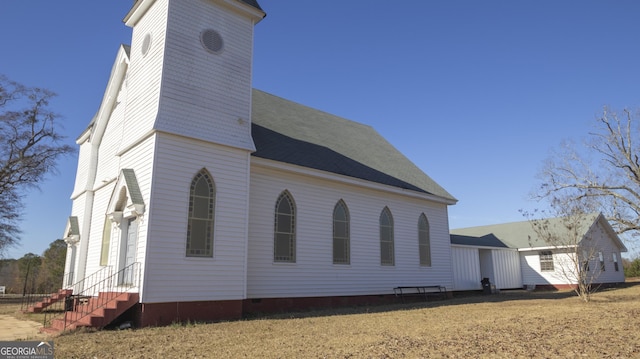 view of property exterior