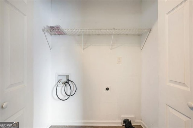 laundry area with electric dryer hookup and washer hookup