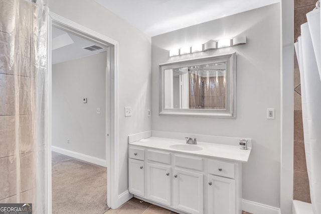 bathroom with vanity