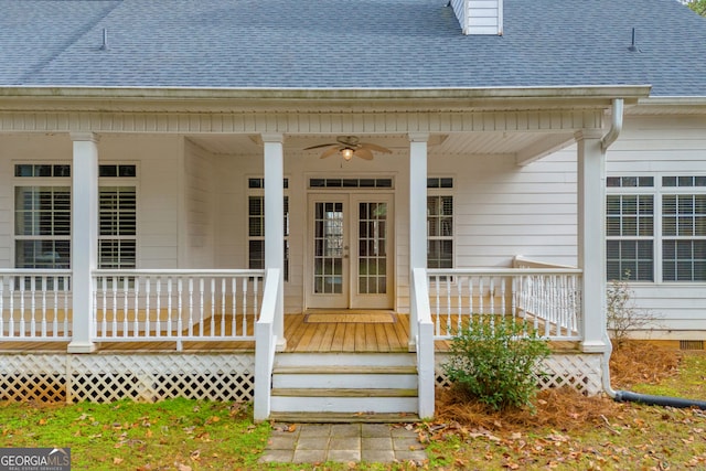 property entrance featuring ceiling fan and covered porch