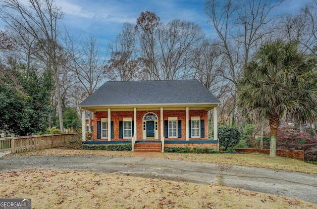 view of front facade with a porch