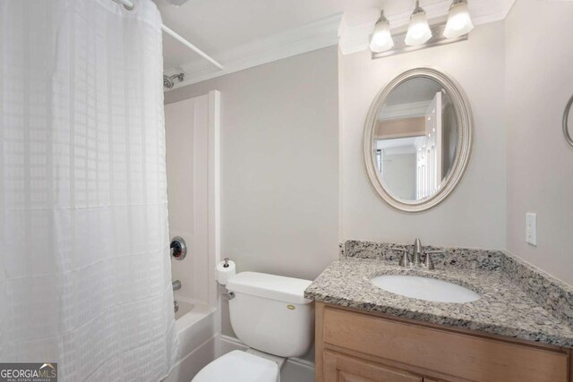 full bathroom with crown molding, shower / tub combo with curtain, vanity, and toilet