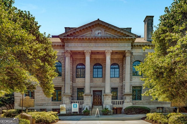 view of front of house