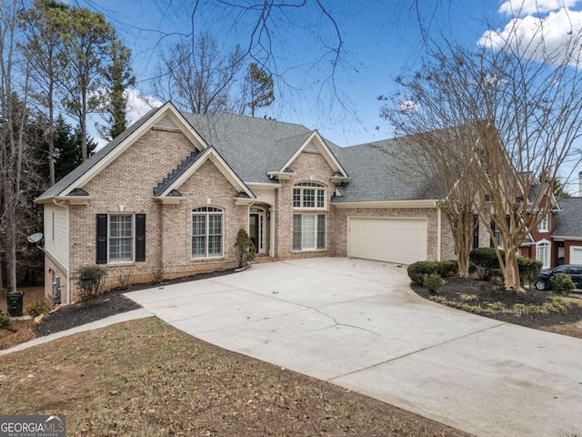 view of front facade featuring a garage