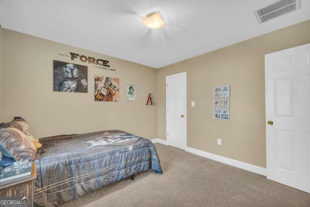 bedroom featuring carpet floors