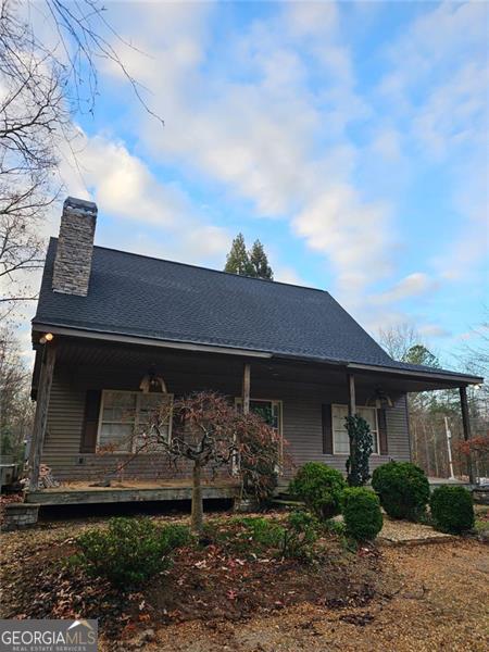 view of front of home with a porch