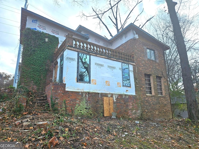 view of side of property