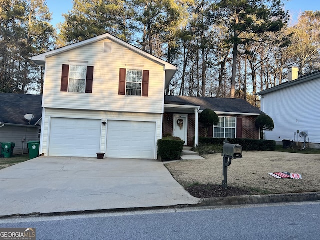 Listing photo 2 for 709 Kilkenny Cir, Lithonia GA 30058