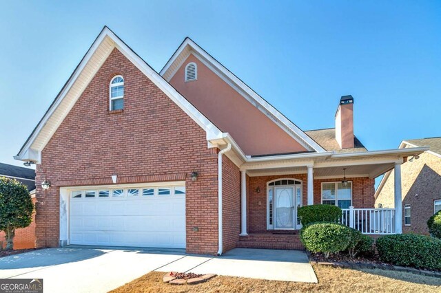 view of front of home featuring a porch