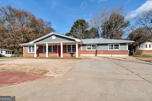 4251 Hamilton Mill Rd, Buford GA, 30519, 3 bedrooms, 2 baths house for sale