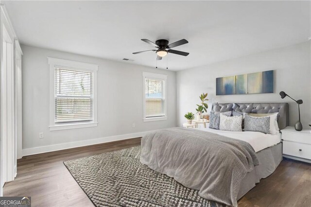 unfurnished living room featuring light wood finished floors, baseboards, and recessed lighting