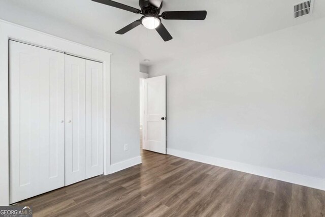 full bath featuring toilet, recessed lighting, vanity, and bathing tub / shower combination