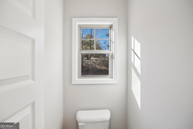 bathroom featuring toilet