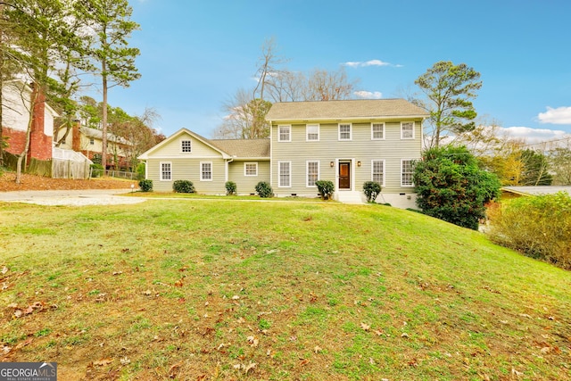 view of front of property featuring a front yard