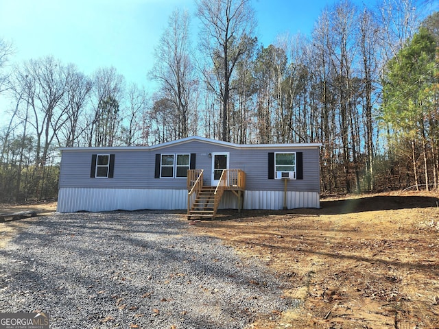 manufactured / mobile home featuring cooling unit