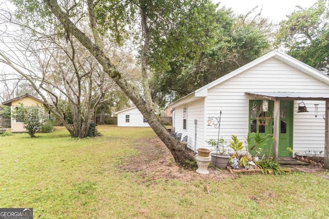 610 W Liberty, Claxton, GA 30417 - view of yard with an outbuilding