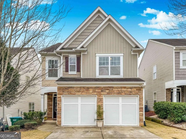 view of front of home featuring a garage