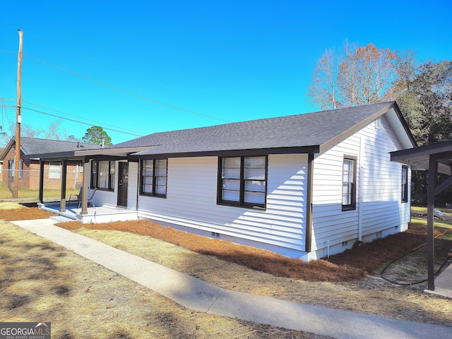 view of front of property with a porch