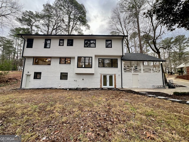 view of front facade featuring french doors