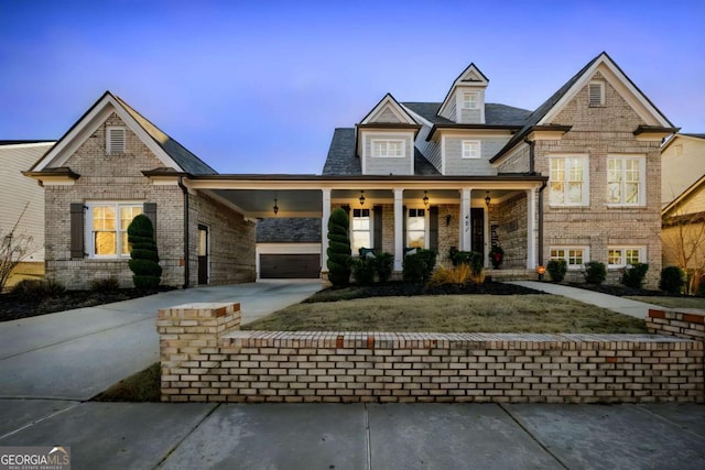 view of front facade with a carport