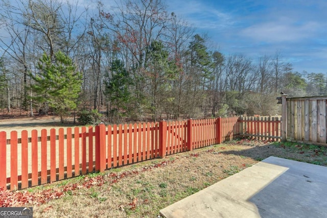 3770 Shades Valley Ln, Gainesville, GA 30501 - view of yard featuring a patio area