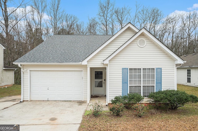 view of front facade featuring a garage