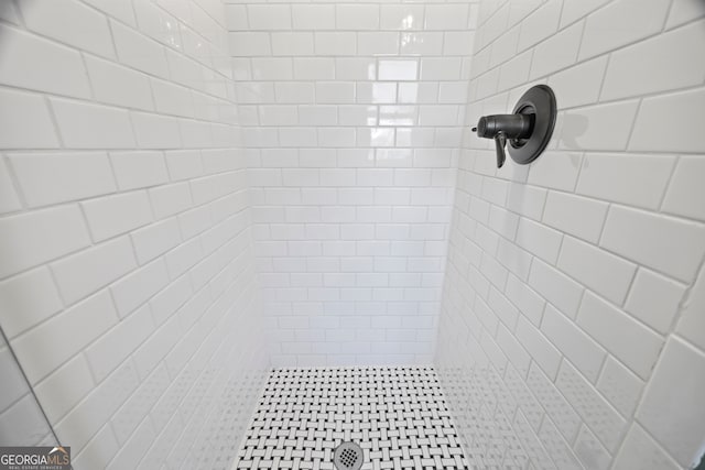 room details with tiled shower