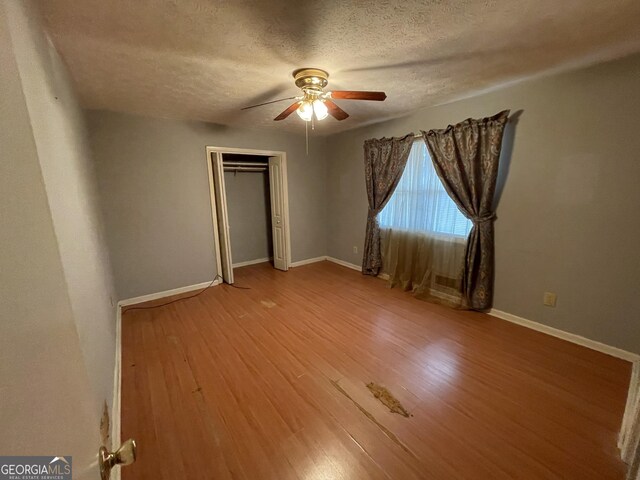 full bathroom with vanity, shower / bathtub combination, and toilet