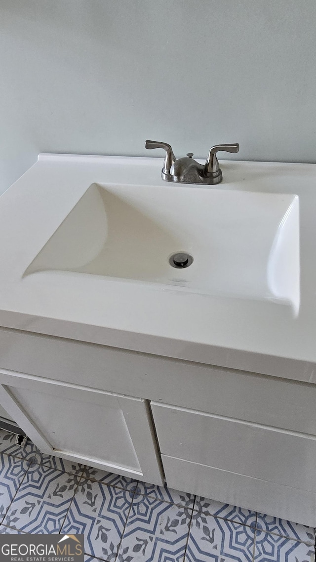 room details featuring sink