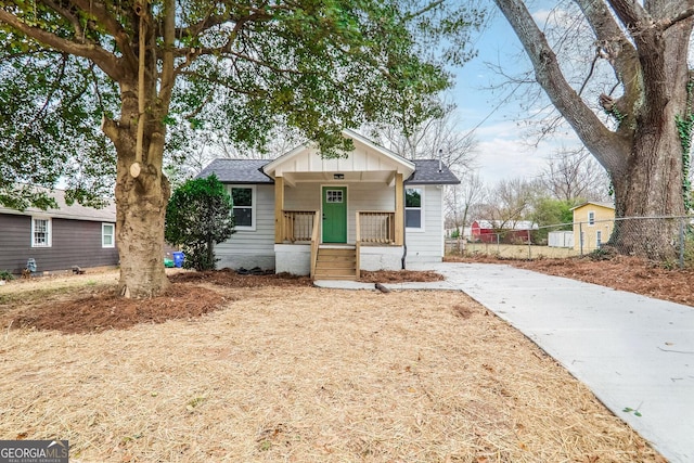 bungalow featuring covered porch