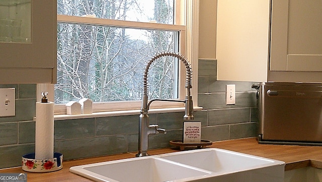 details with decorative backsplash and sink