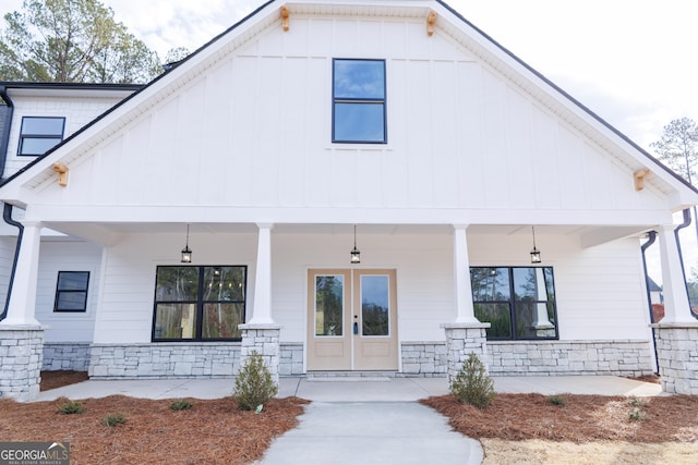 view of front facade with a porch