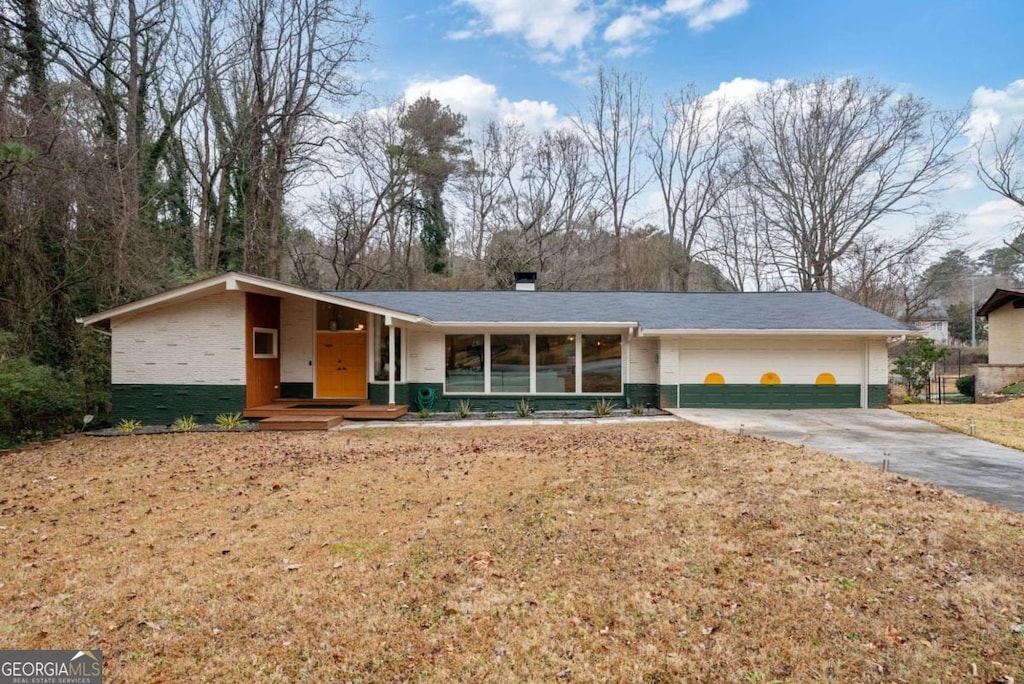 ranch-style house with a garage