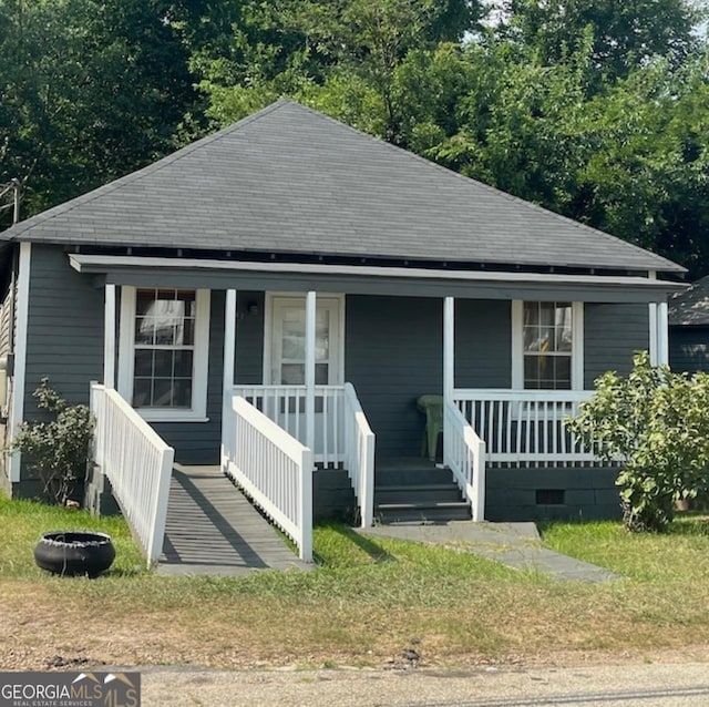 bungalow-style house with covered porch