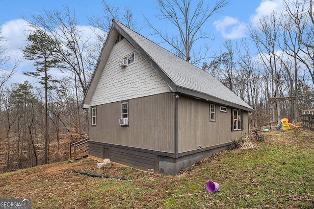 view of side of home