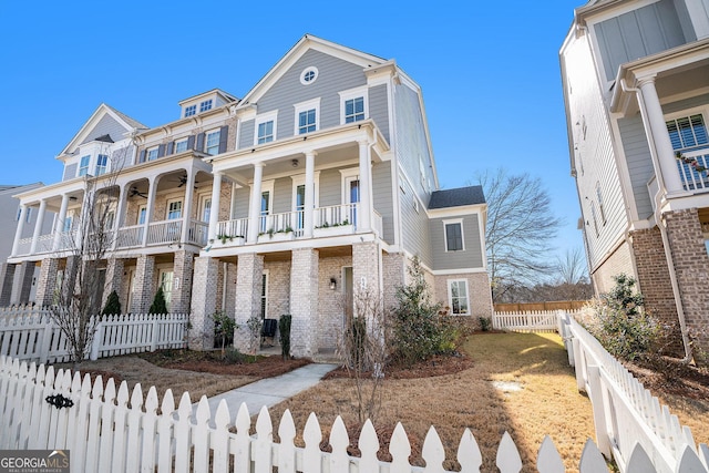 view of front of house with a balcony