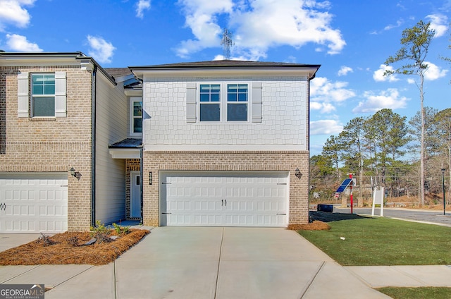 view of front facade with a garage