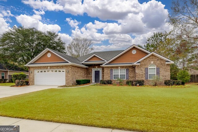 ranch-style home with a front yard