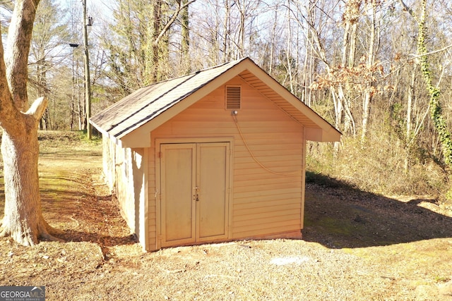 view of outbuilding