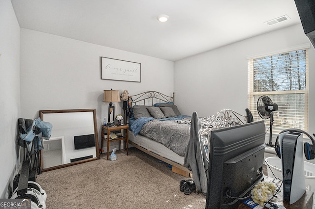 bedroom featuring carpet floors