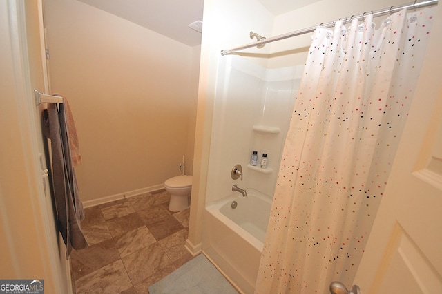 bathroom featuring shower / bathtub combination with curtain