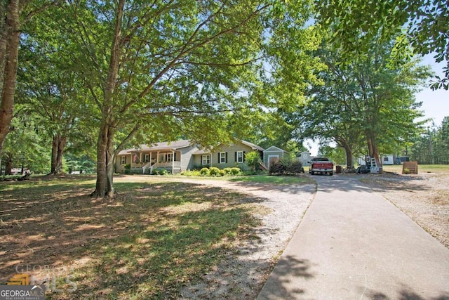 view of front of house