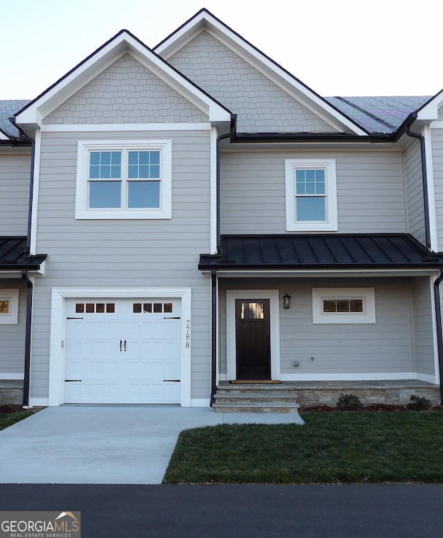 view of front facade with a garage