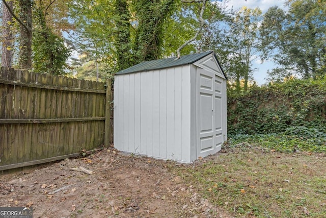 view of outbuilding