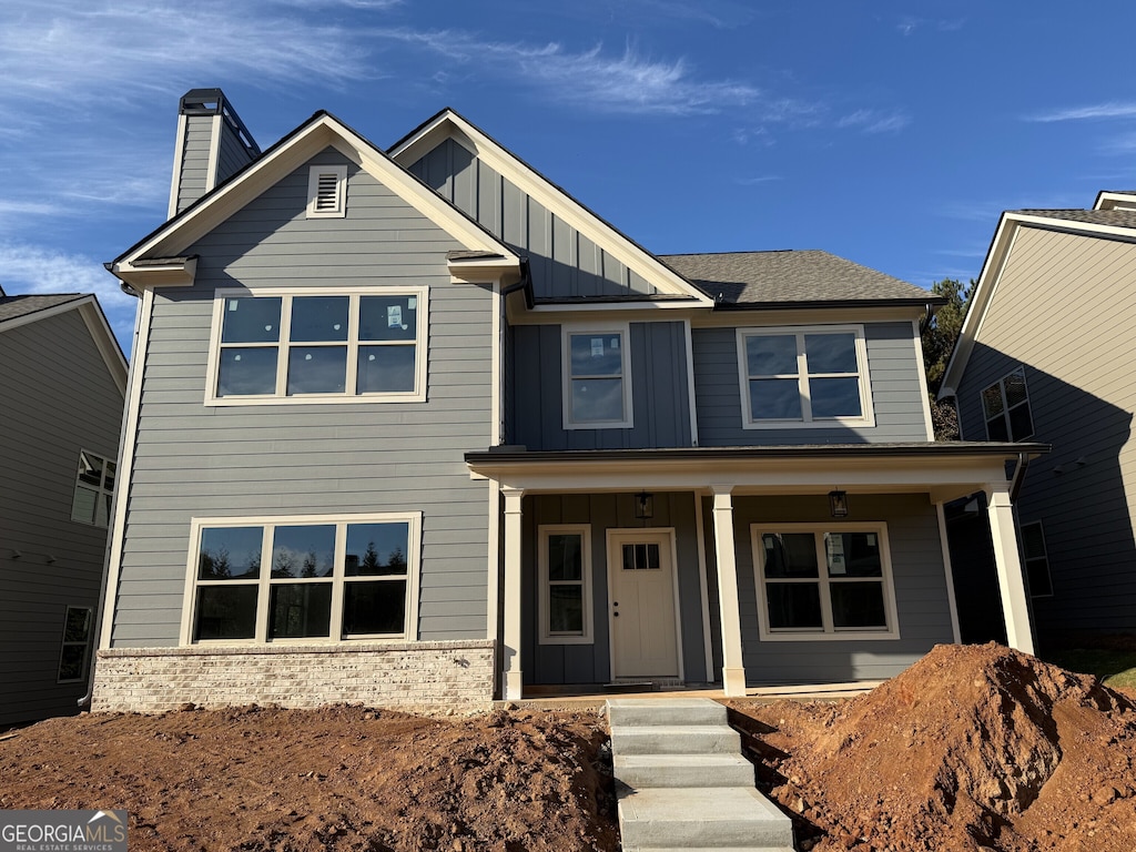 view of front facade featuring a porch